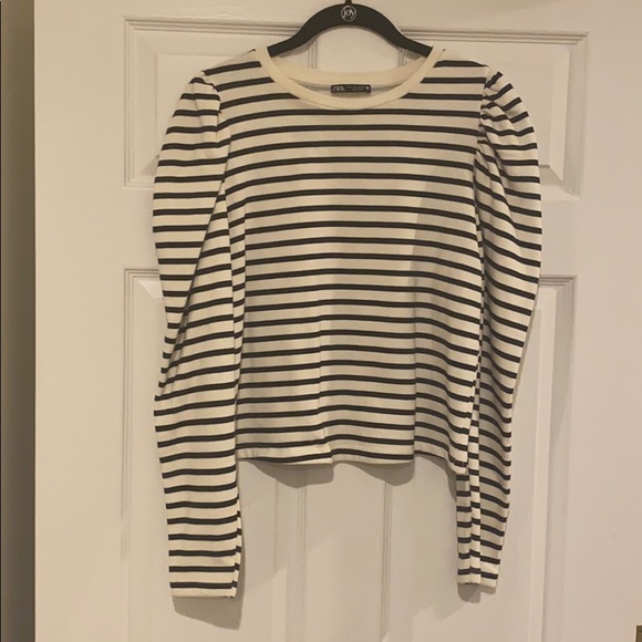 ❌SOLD❌ Zara Puff Sleeve Striped Top - Picture 1 of 4